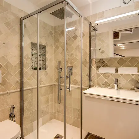 Hébergement de vacances Yh Luxury Flat 22 *