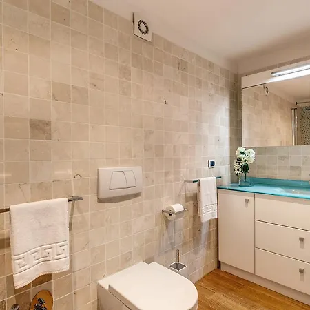 Hébergement de vacances Yh Luxury Flat 22 *